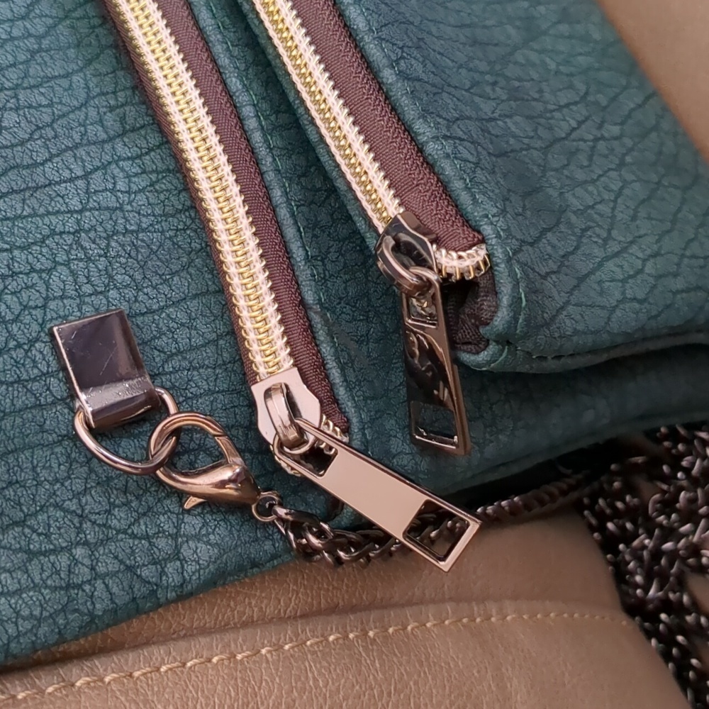 Street Level Crossbody Bag Tiffany Blue Crackle Double Chain Link Strap Crackle - Picture 6 of 17